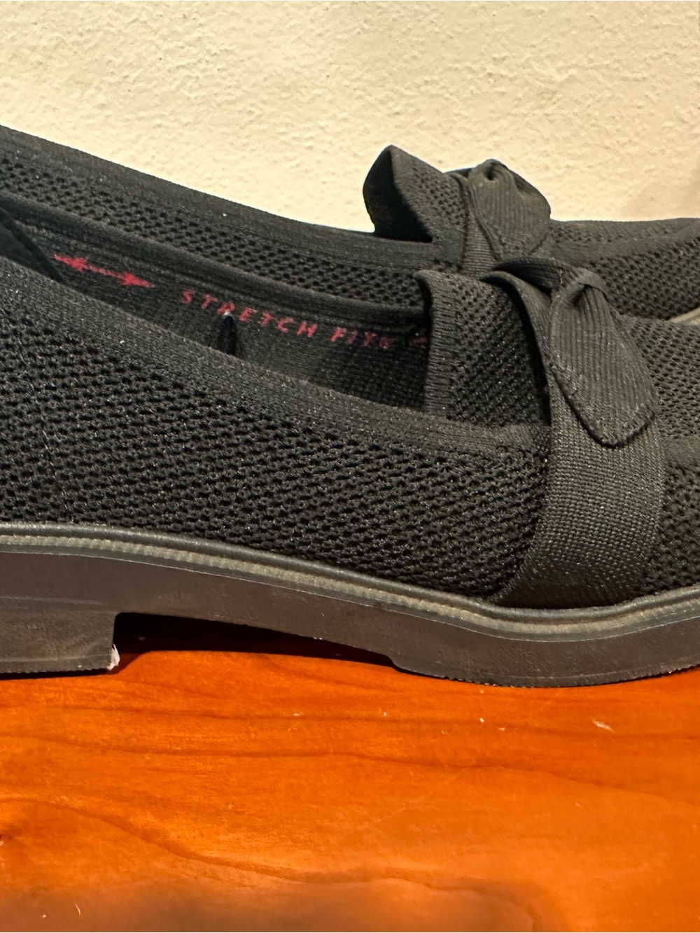 Skechers Black Knit Slip-On Loafers with Bow Accent - Picture 4 of 6